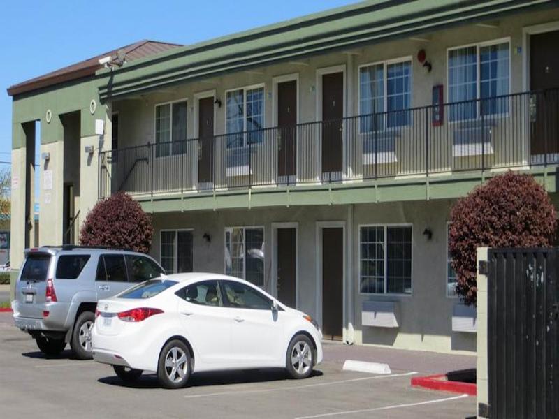 American Inn Stockton Exterior foto